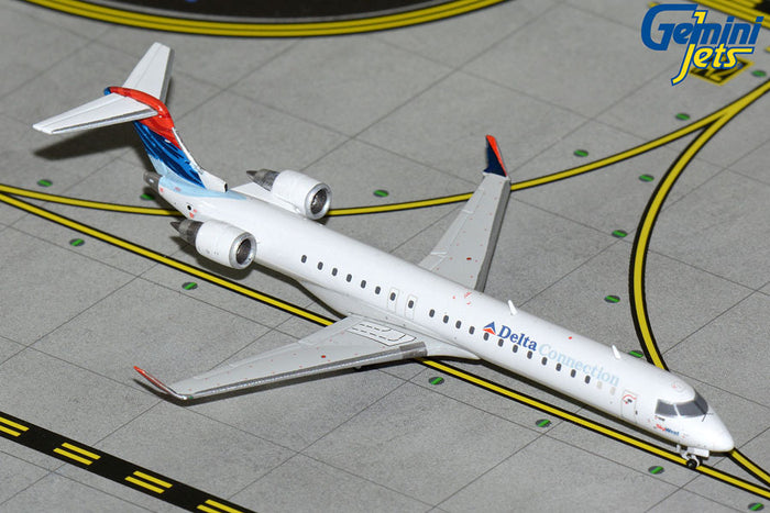 GEMINI DELTA CRJ900 1/400 SKYWEST REG#806SK