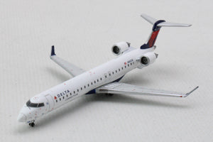 GEMINI DELTA CONNECTION/SKYWEST CRJ900LR 1/400 REG#N800SK