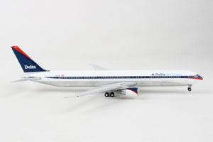 GEMINI DELTA 767-400ER 1/400 REG#N826MH INTERIM LIVERY (**)