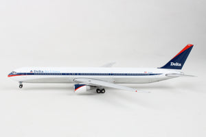 GEMINI DELTA 767-400ER 1/400 REG#N826MH INTERIM LIVERY (**)