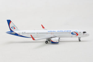 GEMINI URAL A321NEO 1/400 REG#RA-73800 (**)