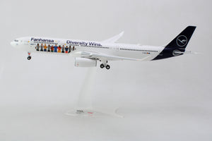 HERPA LUFTHANSA A330-300 1/200 FANHANSA DIVERSITY WINS (**)