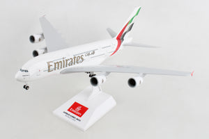 SKYMARKS EMIRATES A380-800 1/200 W/GEAR