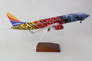 SKYMARKS SOUTWHEST 737MAX8 1/100 IMUA ONE W/WOOD STAND &GEAR