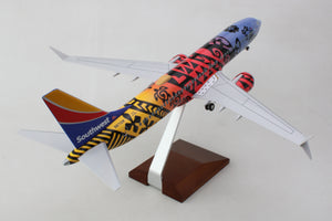 SKYMARKS SOUTWHEST 737MAX8 1/100 IMUA ONE W/WOOD STAND &GEAR