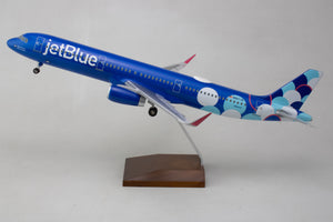 SKYMARKS JETBLUE A321 1/100 BALLOONS W/WOOD STAND & GEAR