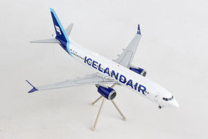 GEMINI200 ICELANDAIR 737MAX8 1/200 REG#TF-ICE