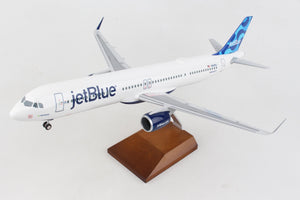 SKYMARKS JETBLUE A321NEO 1/100 RIBBON W/WOOD STAND & GEAR