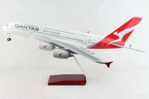 SKYMARKS QANTAS A380 1/100 WITH WOOD STAND & GEAR NEW LIVERY