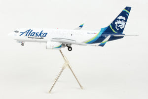 GEMINI200 ALASKA CARGO 737-700WBDSF 1/200 REG#N627AS (**)