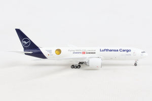 HERPA LUFTHANSA CARGO 777F 1/400 SUSTAINABLE FUEL BY DB SCH