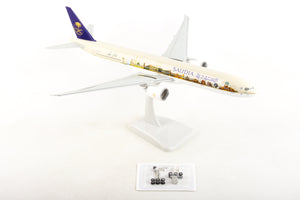 HOGAN SAUDI 777-300ER 1/200 LANDMARK REG#HZ-AK28 W/GEAR (**)