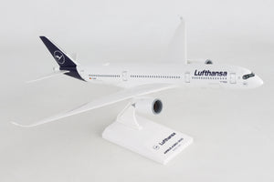 SKR1027 SKYMARKS LUFTHANSA A350-900 1/200 NEW LIVERY - SkyMarks Models