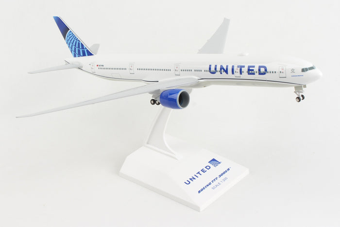 SKYMARKS UNITED 777-300 1/200 W/GEAR 2019 NEW LIVERY