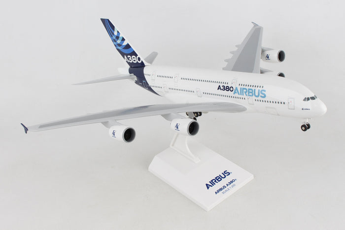 SKYMARKS AIRBUS A380-800 H/C NEW COLORS 1/200 W/GEAR