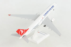 SKYMARKS TURKISH A330-200 1/200 W/GEAR