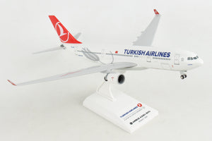 SKYMARKS TURKISH A330-200 1/200 W/GEAR