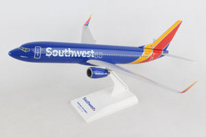 SKR813 SKYMARKS SOUTHWEST 737-800 1/130 NEW LIVERY HEART ONE - SkyMarks Models