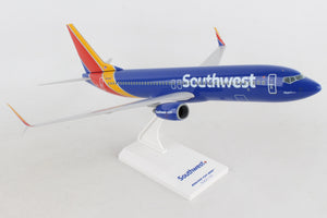 SKR813 SKYMARKS SOUTHWEST 737-800 1/130 NEW LIVERY HEART ONE - SkyMarks Models