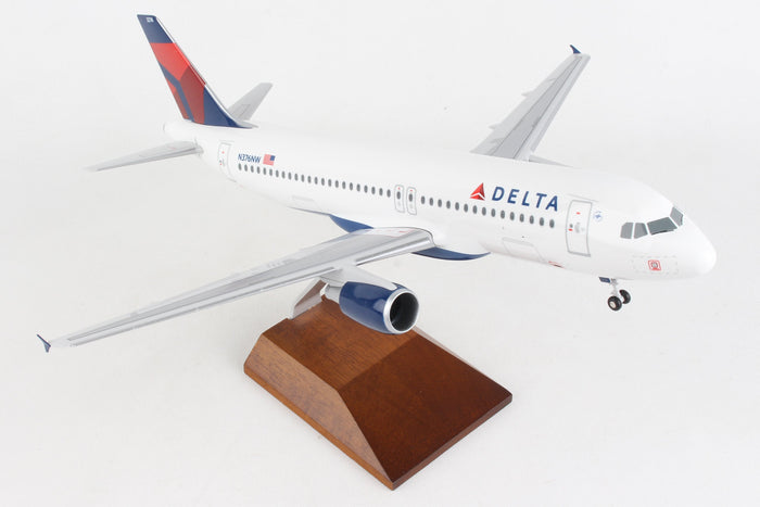 SKYMARKS DELTA A320 1/100 W/WOOD & GEAR