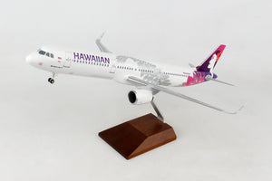 SKR8414 SKYMARKS SUPREME HAWAIIAN A321NEO 1/100 W/WOOD STAND & GEAR - SkyMarks Models