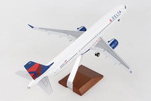 SKYMARKS DELTA A321NEO 1/100 W/WOOD STAND & GEAR