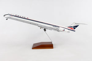 SKYMARKS DELTA MD-80 1/100 WIDGET LIVERY W/WOOD STAND & GEAR