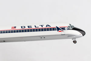 SKYMARKS DELTA MD-80 1/100 WIDGET LIVERY W/WOOD STAND & GEAR