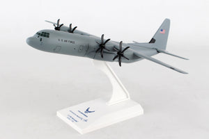 SKR943 SKYMARKS USAF C-130 1/150 - SkyMarks Models