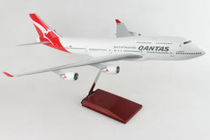 SKYMARKS QANTAS 747-400 1/100 NO GEAR