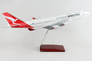 SKYMARKS QANTAS 747-400 1/100 NO GEAR