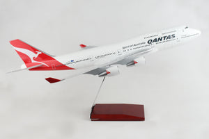 SKYMARKS QANTAS 747-400 1/100 NO GEAR