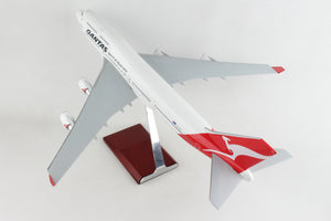 SKYMARKS QANTAS 747-400 1/100 NO GEAR