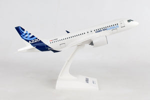 SKR957 SKYMARKS AIRBUS HOUSE A220-100 1/100 - SkyMarks Models