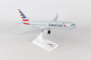 SKR962 SKYMARKS AMERICAN 737MAX8 1/130 W/WIFI DOME - SkyMarks Models