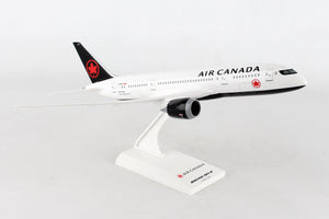 SKR970  SKYMARKS AIR CANADA 787-8 1/200 2017 LIVERY REG#C-GHPQ - SkyMarks Models